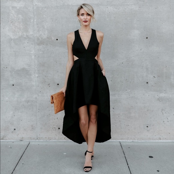 Ninette Pocketed Dress - Picture 1 of 6